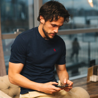 CAMISETA MARINO ESSENTIALS